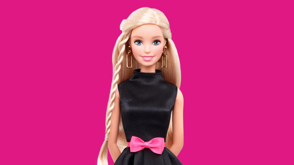 Luvassa riemukkaan pinkki kevät – Kansallismuseoon iso kansainvälinen Barbie-näyttely