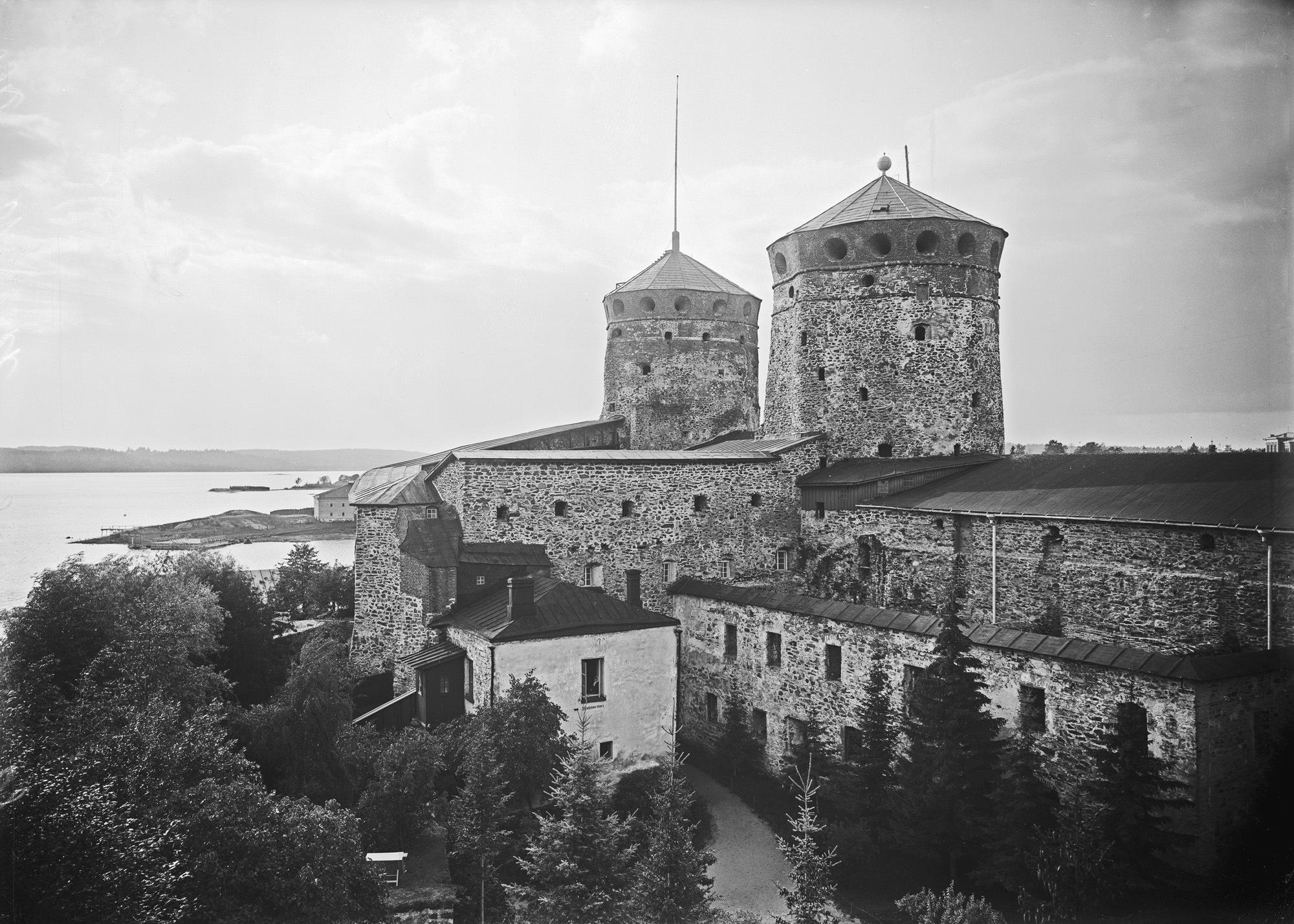 Olavinlinna Historianayttely