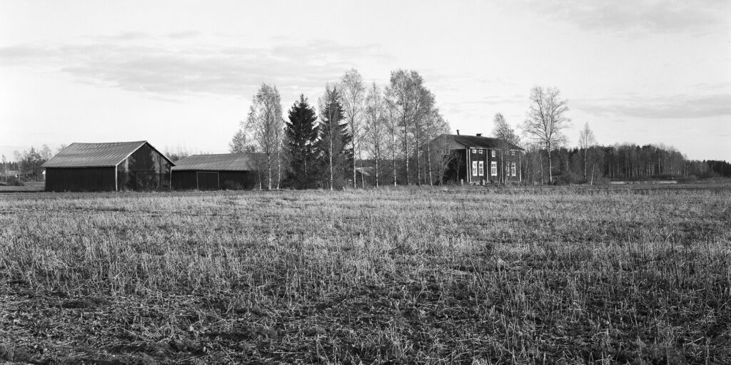 Människan och naturen ‒ Luca Bertis fotografier av landsbygden i Finland på 2000-talet, Nationalmuseet 8.6.-2.9.2018